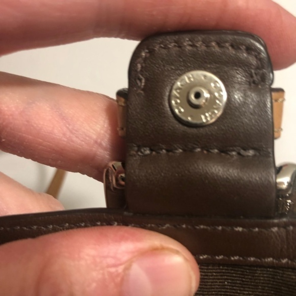 Coach soho tan light brown wristlet vintage y2k - Picture 8 of 12